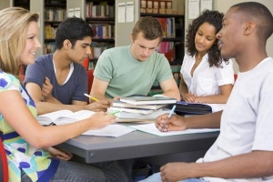 Students urged to sign loan agreement forms