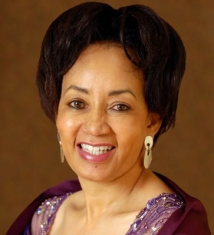 LINDIWE SISULU