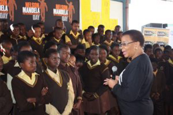 Learners_at_Dr_Mathole_Motshekga_Primary_School